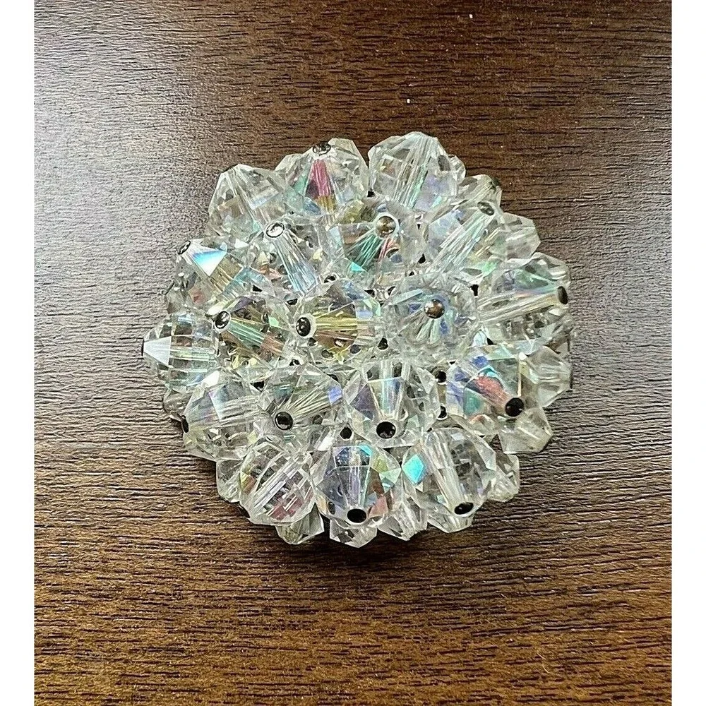 Vintage Clear Iridescent Beaded Cluster Brooch /‎ Pin 1.5
